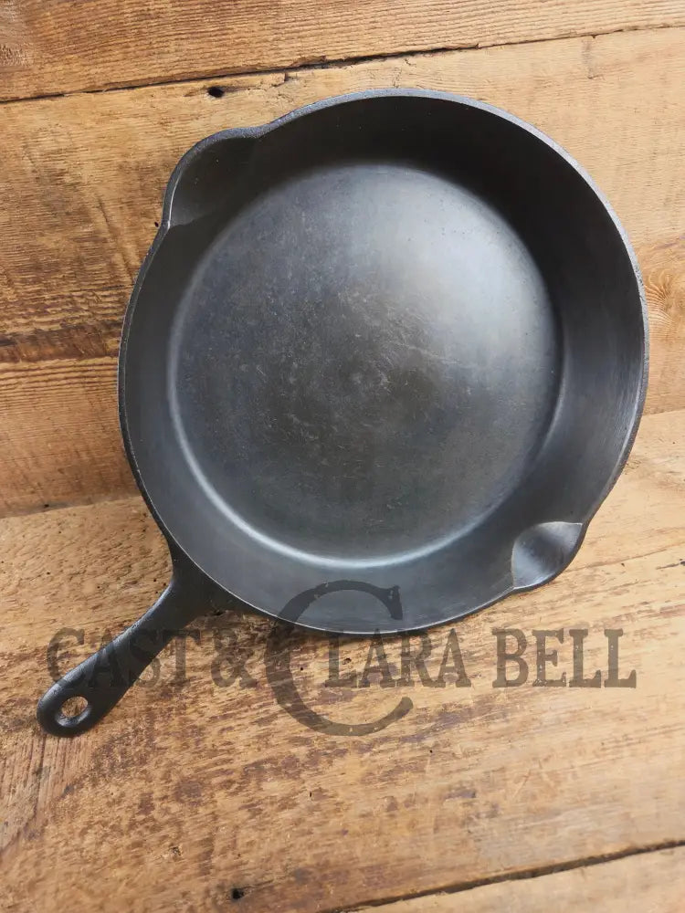 Griswold’s Good Health #9 Cast Iron Skillet 659. Classic Department store piece! Skillet