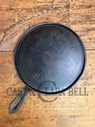 Hard to find 1910’s Early Favorite Piqua Ware #8 Cast Iron Griddle Arc Straight Logo Griddle