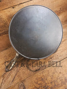 Hard to Find 1910’s Era Wagner made SIDNEY Block Logo #12 Cast Iron Skillet. Great big bacon skillet Skillet