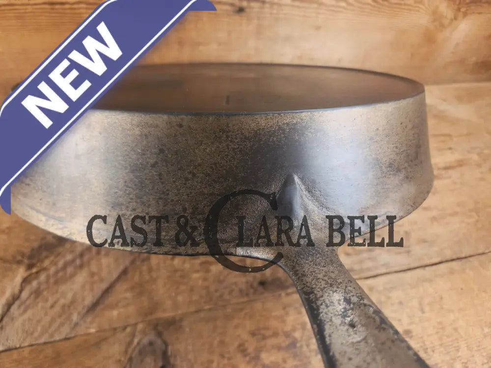 Hard to Find 1910’s Era Wagner made SIDNEY Block Logo #12 Cast Iron Skillet. Great big bacon skillet Skillet