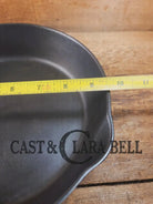 Hard to Find 1910’s Era Wagner made SIDNEY Block Logo #7 Cast Iron Skillet. Beautiful shape fully Restored and Ready to