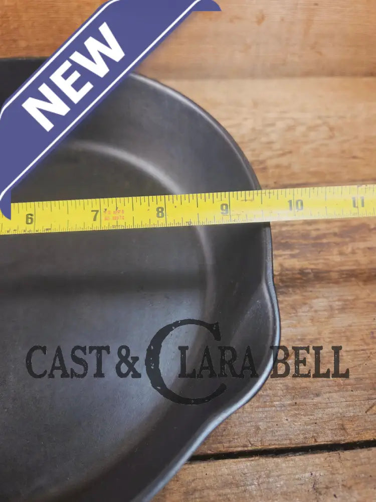 Hard to Find 1910’s Era Wagner made SIDNEY Block Logo #7 Cast Iron Skillet. Beautiful shape fully Restored and Ready to