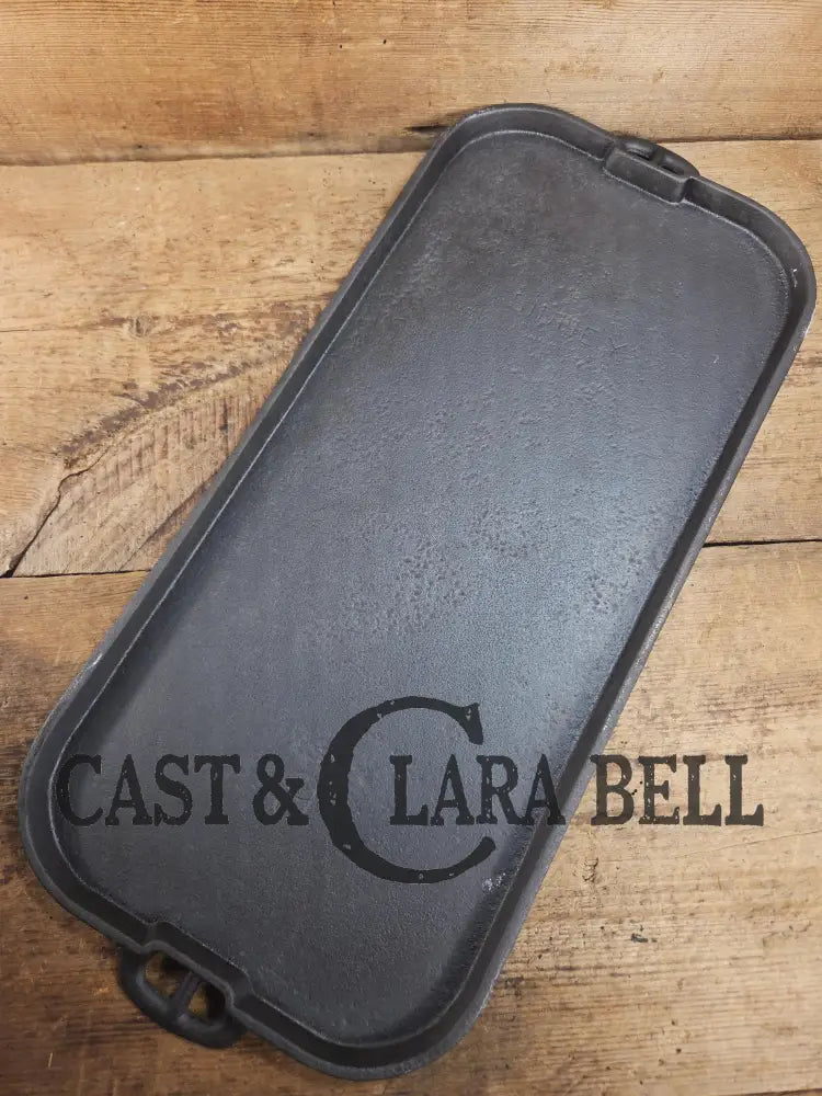 Hard to Find 1910’s Era Wagner made SIDNEY Block Logo #9 Long Griddle. Beautiful shape fully Restored and Ready to Use!