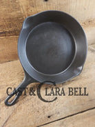 Hard to find 1920’s era ’Center’ Stylized logo Wagner Ware #7 Cast Iron Skillet 1057 A Skillet
