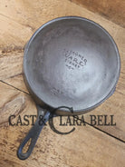 Hard to find 1920’s era ’Center’ Stylized logo Wagner Ware #7 Cast Iron Skillet 1057 A Skillet