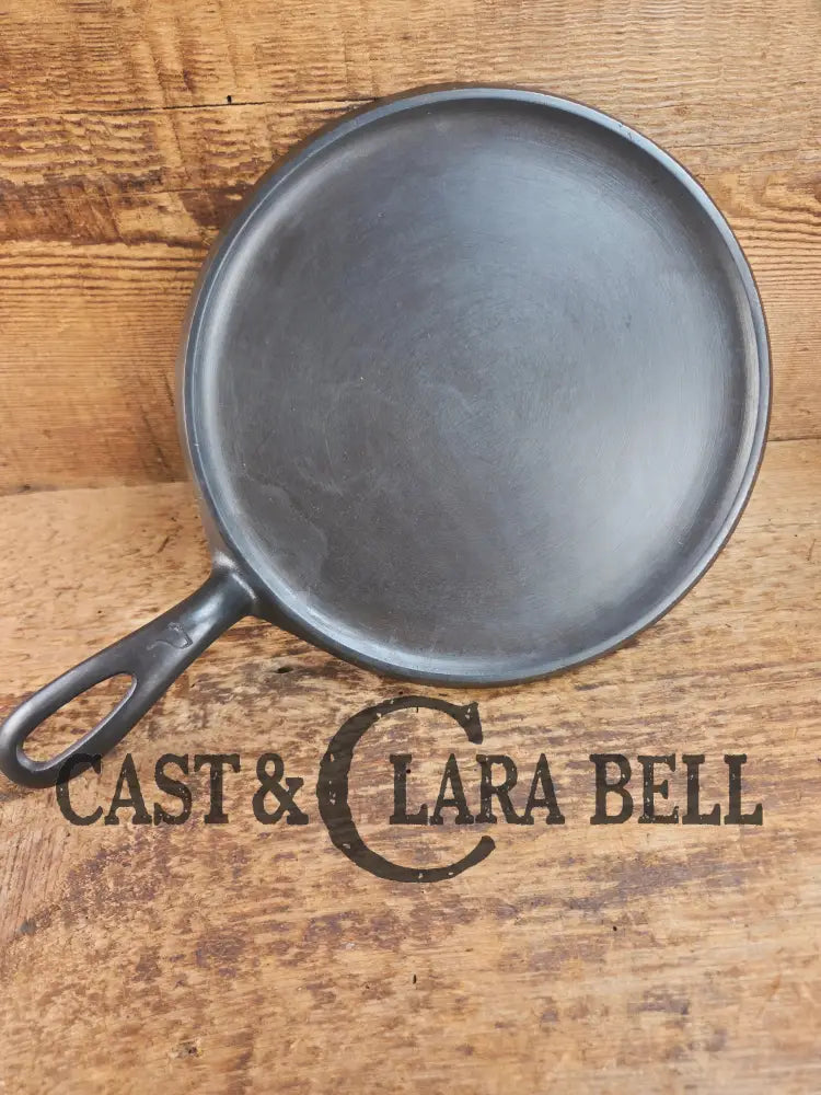 Hard to find! 1920’s Griswold #7 Round Griddle 607. Restored and Ready to Use! Griddle