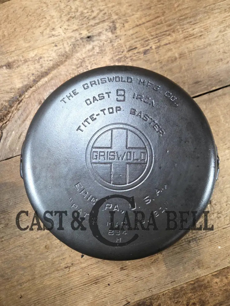Hard to find 1920’s Griswold #9 Dutch Oven w/ Large Block Logo p/n 834 H and p/n 1289 A Button-top Lid with EZ Clean