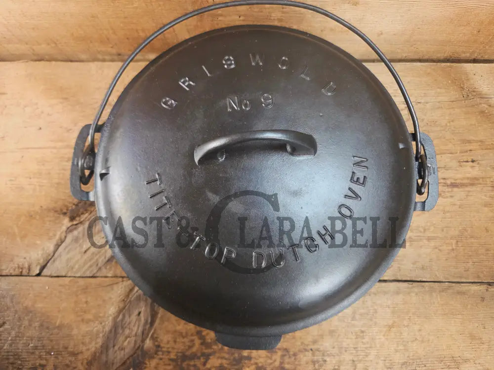 Hard to find 1920’s Griswold #9 Dutch Oven w/ Slant Logo p/n 834 H and p/n 2552 A matching block lid Dutch Ovens
