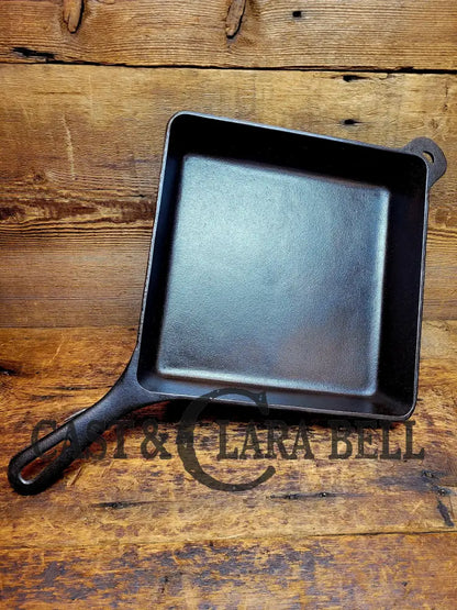 Customer Favorite! 1930S Griswold No. 768 B Square Utility Skillet. Great For Cornbread And