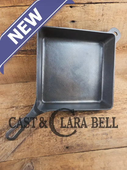 Hard to Find! 1930’s Griswold No. 768 B Square Utility Skillet. GREAT for cornbread and brownies! Skillet