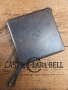 Hard to Find! 1930’s Griswold No. 768 B Square Utility Skillet. GREAT for cornbread and brownies! Skillet
