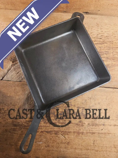 Hard to Find! 1930’s Griswold No. 768 B Square Utility Skillet. GREAT for cornbread and brownies! Skillet