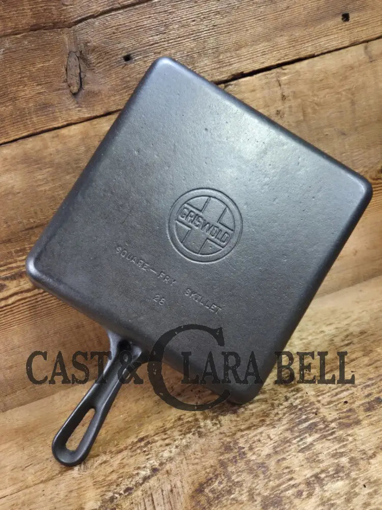 Hard to find! 1940’s Griswold No. 28 Square Fry Skillet w/ Small Block Logo & Grooved Handle. Awesome utility skillet