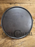 Hard to Find 1st Series 1890’s Wagner ’Arc’ logo #12 Bailed Griddle. Awesome barely used condition for its age. Perfect