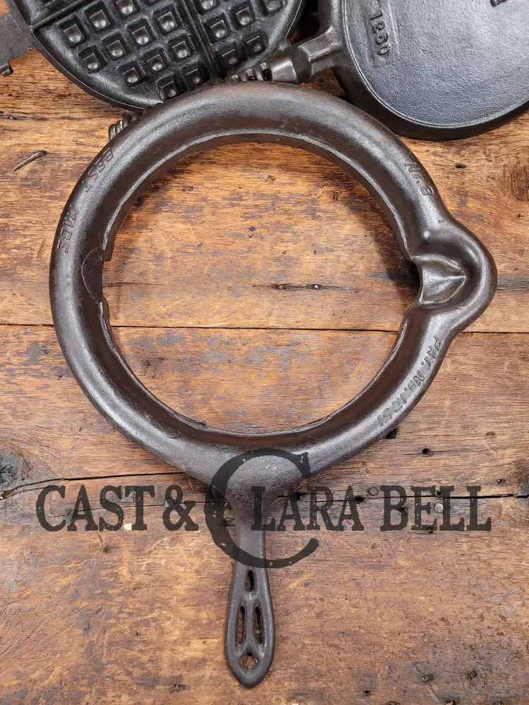 Hard To Find! Best Made Sears Roebuck & Co. By Griswold No. 8 Waffle Iron With Matching Base!