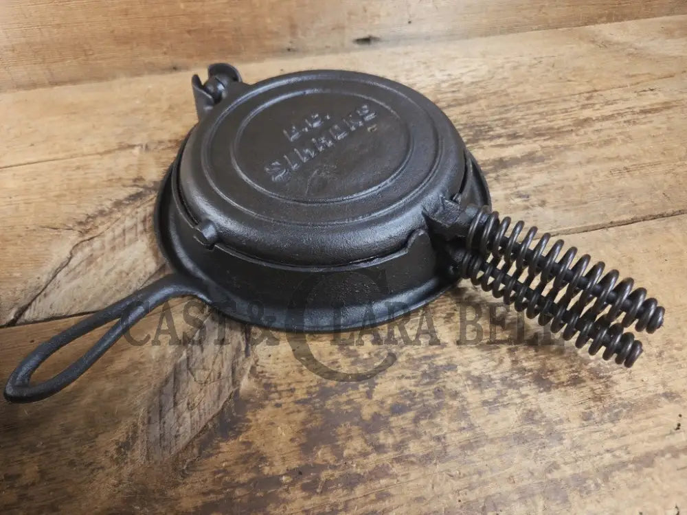 Hard to find check out the waffle pattern! 1920’s ’Keen Kutter’ by E.C. Simmons (Simmons hardware) #8 Waffle Iron with