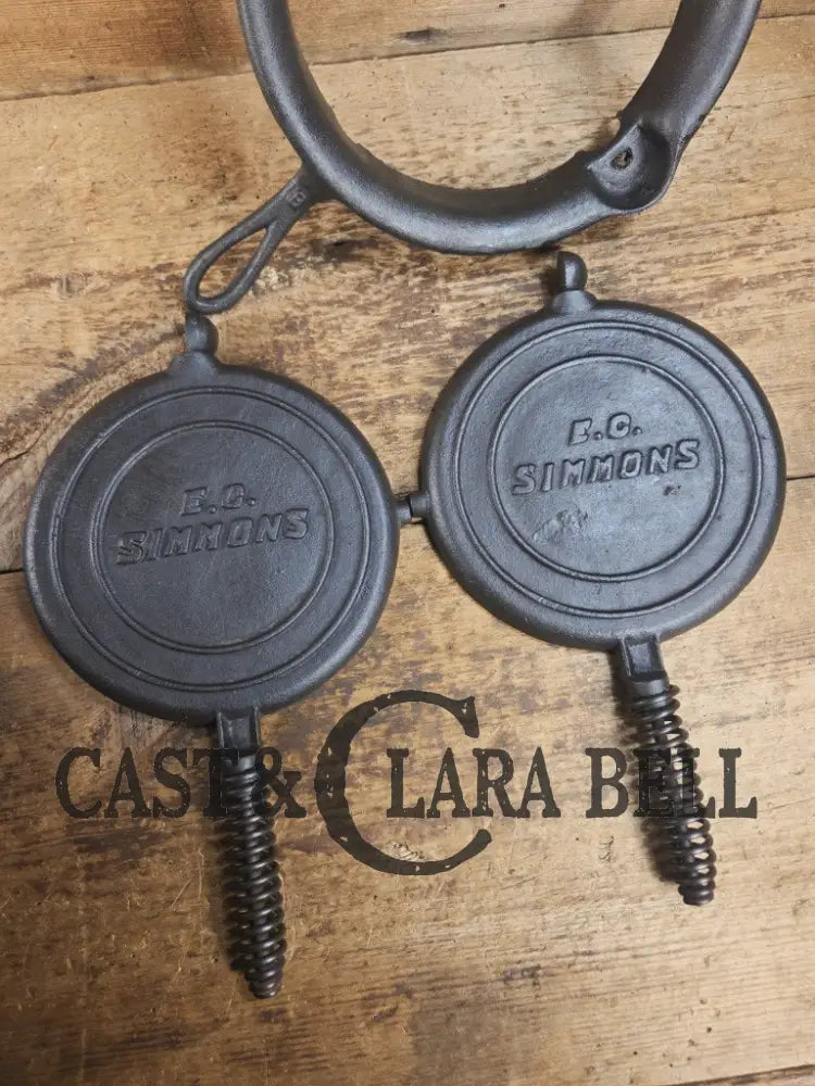 Hard to find check out the waffle pattern! 1920’s ’Keen Kutter’ by E.C. Simmons (Simmons hardware) #8 Waffle Iron with