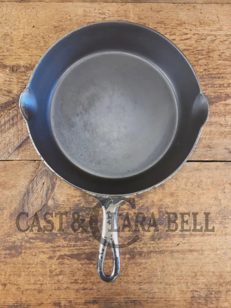 Hard to Find 1910’s Era Wagner made SIDNEY Block Logo #8 Cast Iron Skillet - Skillet