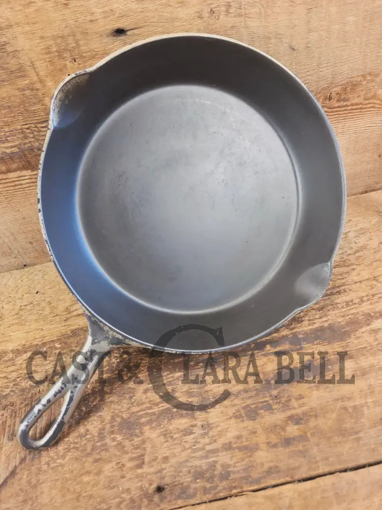 Hard to Find 1910’s Era Wagner made SIDNEY Block Logo #8 Cast Iron Skillet - Skillet