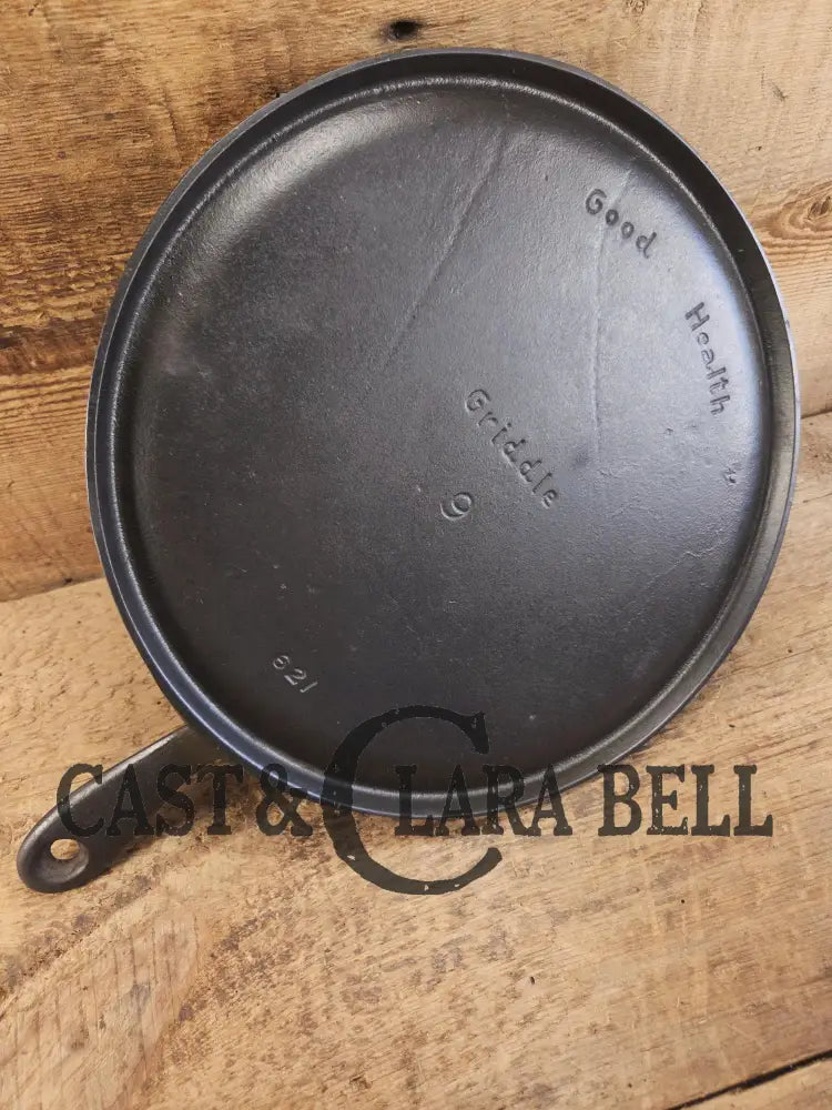 Hard to find! Griswold’s Good Health #9 Cast Iron Round Griddle 621. Fantastic for pizzas pancakes or bacon! Griddle