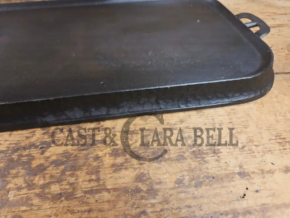 Hard to Find hammered finish and priced to sell! 1930’s Era Wagner #9 Hammered Finish Long Griddle Griddle