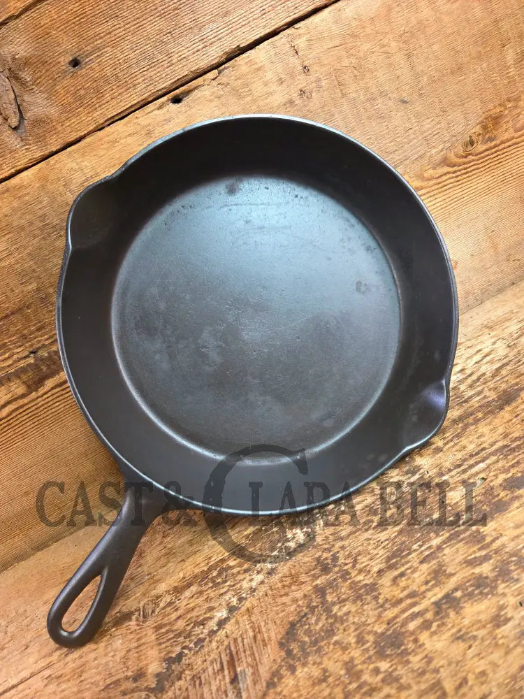 Hard to Find Hoosier favorite! ERIE ghost marked 1890-1910 Era Marion Cast Iron Skillet (Marion Indiana) Skillet