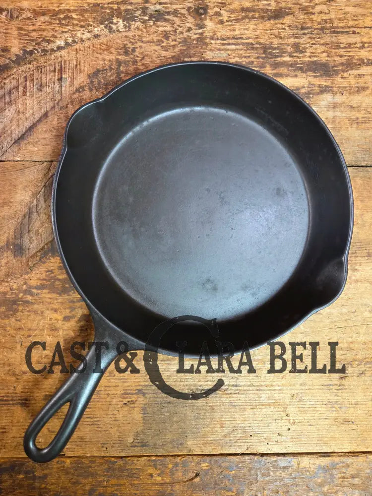 Hard to Find Hoosier favorite! ERIE ghost marked 1890-1910 Era Marion Cast Iron Skillet (Marion Indiana) Skillet