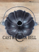 Hard To Find Item Great Price!! 1891 Patent Griswold Made ’Frank Hay And Sons’ Bundt Pan. Read