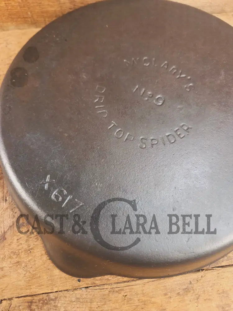 Hard to Find McClary’s #9 Cast Iron Skillet - Canadian made vintage Drip Top Spider Skillet. X617 Ontario Canada Skillet