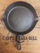 Hard to Find McClary’s #9 Cast Iron Skillet - Canadian made vintage Drip Top Spider Skillet. X617 Ontario Canada Skillet