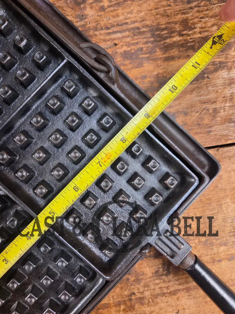 Hard to find showstopper! 1910’s Era Wagner Waffle Iron with matching bailed base. Don’t miss this one Waffle Iron