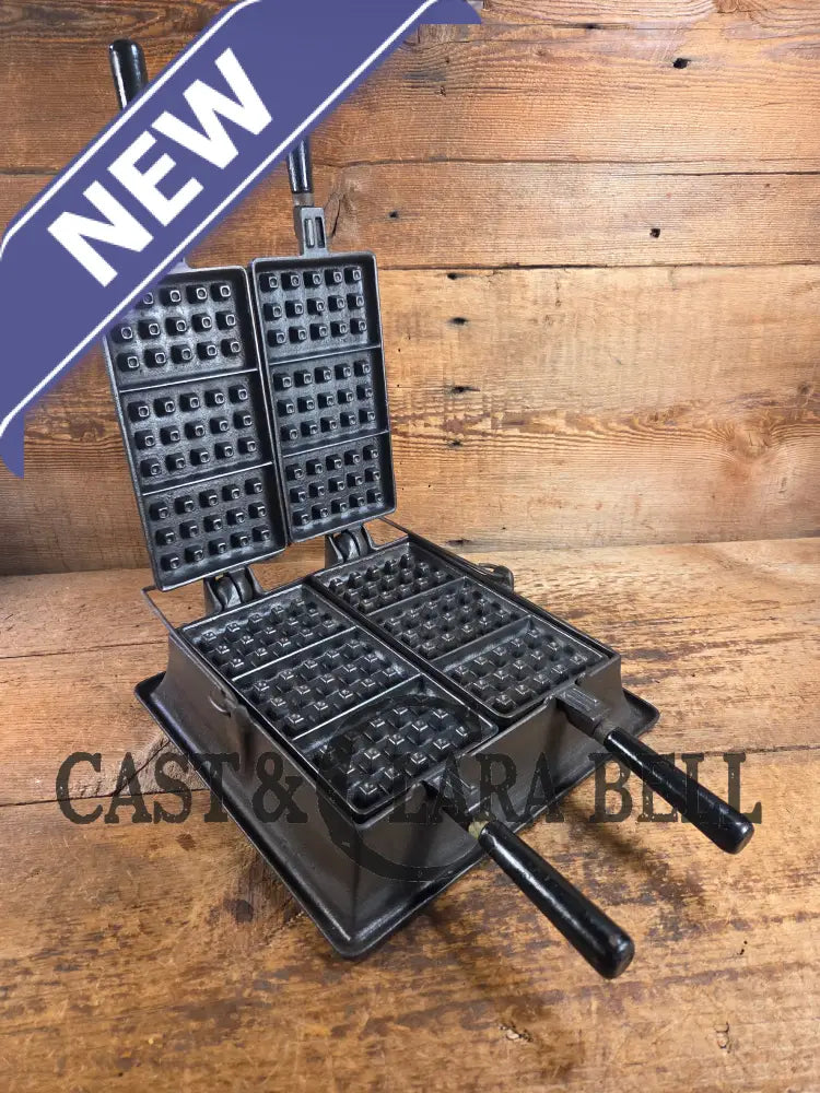 Hard to find showstopper! 1910’s Era Wagner Waffle Iron with matching bailed base. Don’t miss this one Waffle Iron
