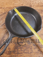 Hard to Find! Very nice Vollrath Fully Marked #4 Skillet (c. 1920’s) Fully restored and ready to use! - Skillet