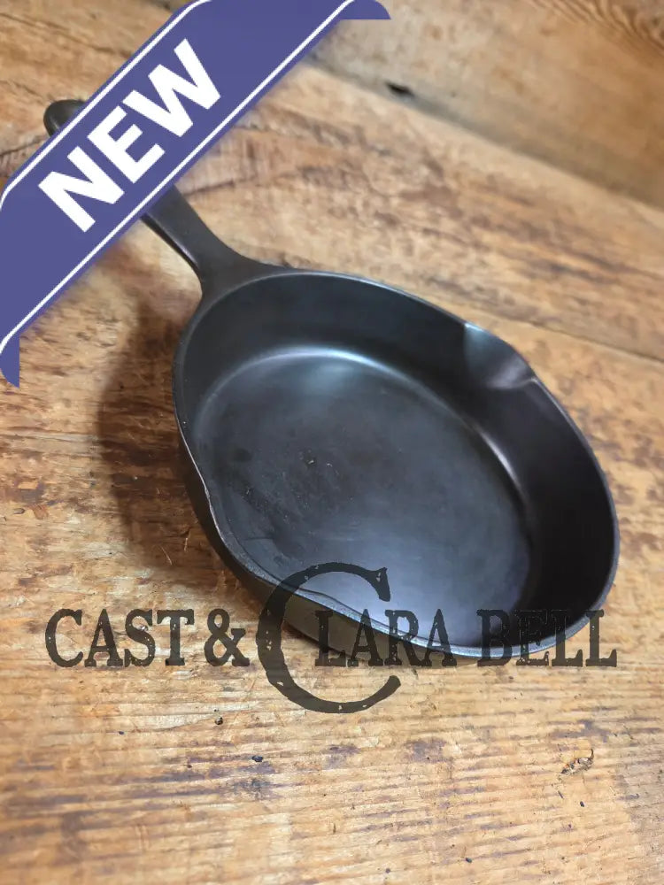 HARD TO FIND! Wagner Made Wertz and Singer #2 Cast Iron Advertising Skillet for Wertz & Singer. Stylized logo Great