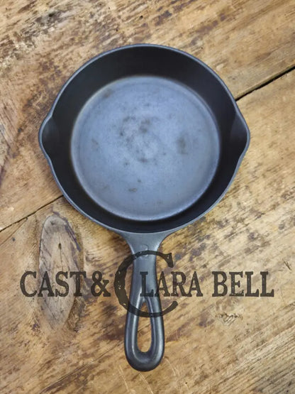 Hard to Find Wagner Sidney -O- #3 Skillet with ’Pie’ Logo and Smooth Bottom 1053. Skillet