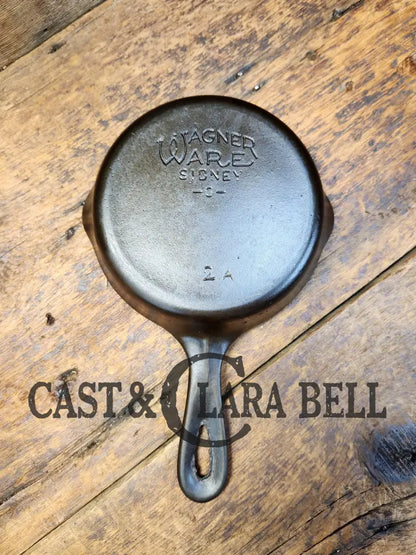 Hard To Find! Wagner Ware #2A Cast Iron Skillet. Stylized Logo Great Collector’s Piece. Sc24