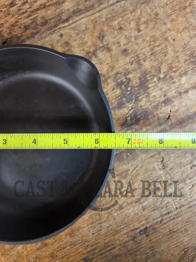 Harder to Find! 1910’s Griswold #3 Egg Skillet Large Block Slant Logo 709 A. So cool! - Skillet
