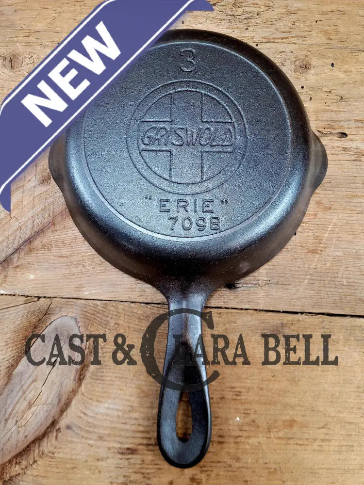 Harder to Find! 1910's Griswold 3 Egg Skillet Large Block Slant Logo