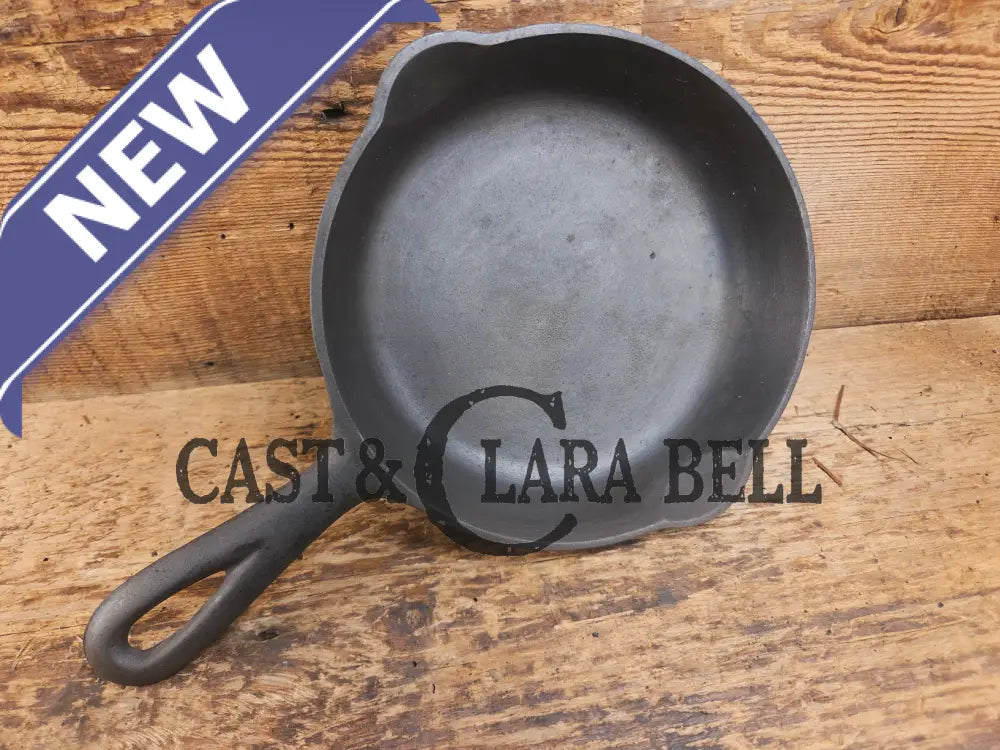 Harder to Find! 1910’s Griswold #3 Egg Skillet Large Block Slant Logo 709. So cool! Skillet