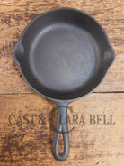 Harder to Find! 1910’s Griswold #3 Egg Skillet Large Block Slant Logo 709. So cool! Skillet