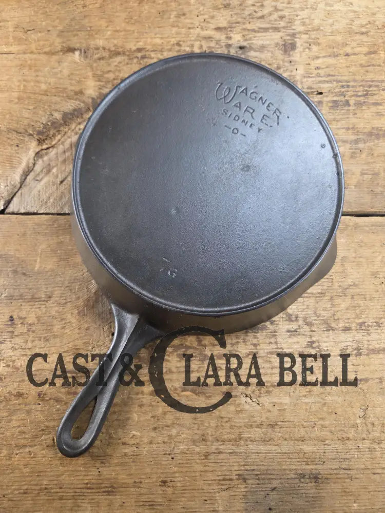 Harder to find 1920’s era Stylized logo Wagner Ware #7 Cast Iron Skillet #7G. Great saute skillet! Skillet