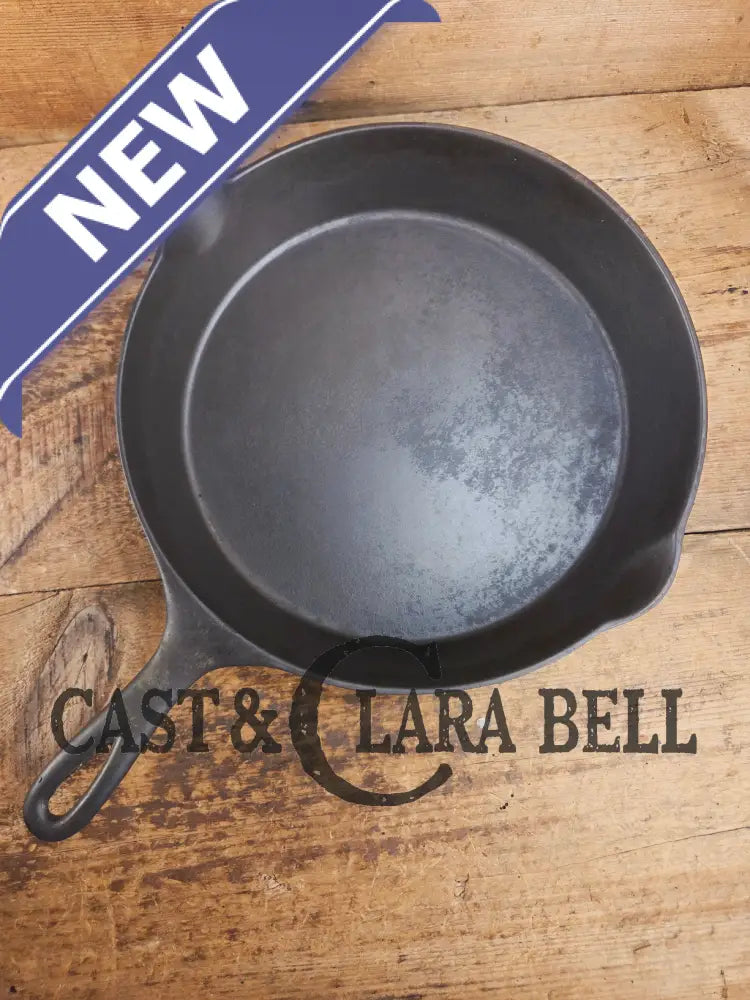 Harder to find big bacon skillet! Early 1900’s Wagner ’Arc Straight’ logo #10 Cast Iron Skillet Skillet