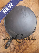 Harder to find big bacon skillet! Early 1900’s Wagner ’Arc Straight’ logo #10 Cast Iron Skillet Skillet
