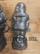 Ho Ho Hold the SHOW!! The Authentic #897/898 Griswold SANTA Cake Mold (Hello Kiddies!). Many copies are out there see