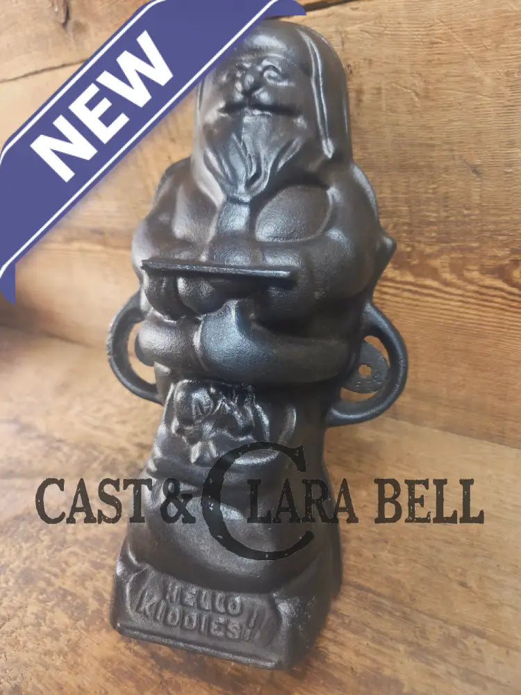 Ho Ho Hold the SHOW!! The Authentic #897/898 Griswold SANTA Cake Mold (Hello Kiddies!). Many copies are out there see