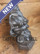 Ho Ho Hold the SHOW!! The Authentic #897/898 Griswold SANTA Cake Mold (Hello Kiddies!). Many copies are out there see