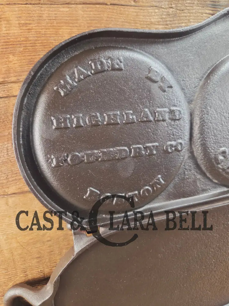 Hot Item!! Late 1800’s Fully Marked Highland Foundry Co pancake flop griddle. Very unique gift idea and new family