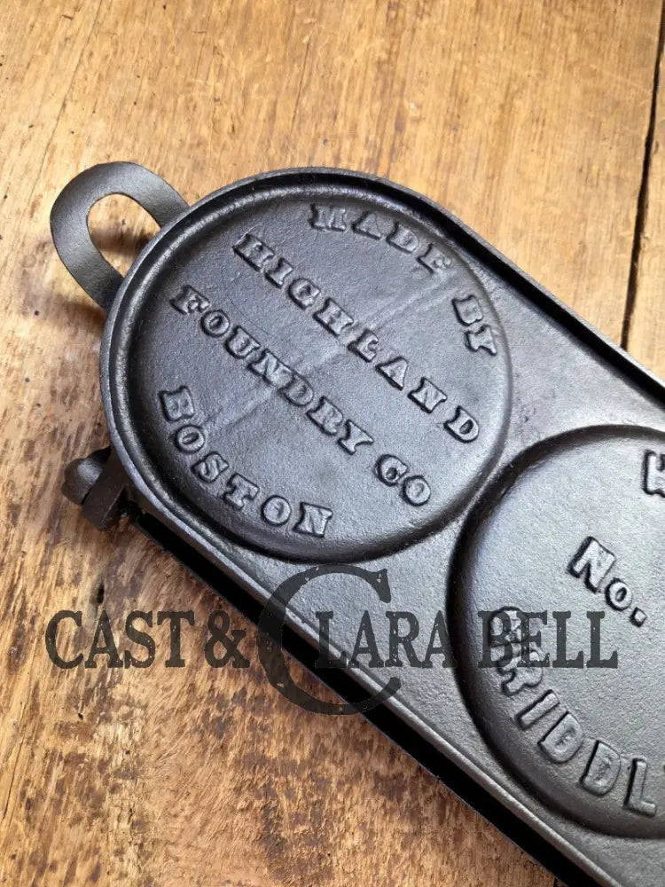 Hot Item!! Late 1800’s Fully Marked Highland Foundry Co pancake flop griddle. Very unique gift idea and new family