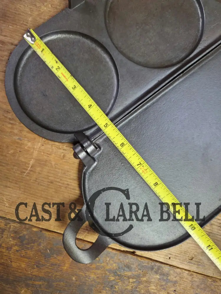 Hot Item!! Late 1800’s Fully Marked Highland Foundry Co pancake flop griddle. Very unique gift idea and new family