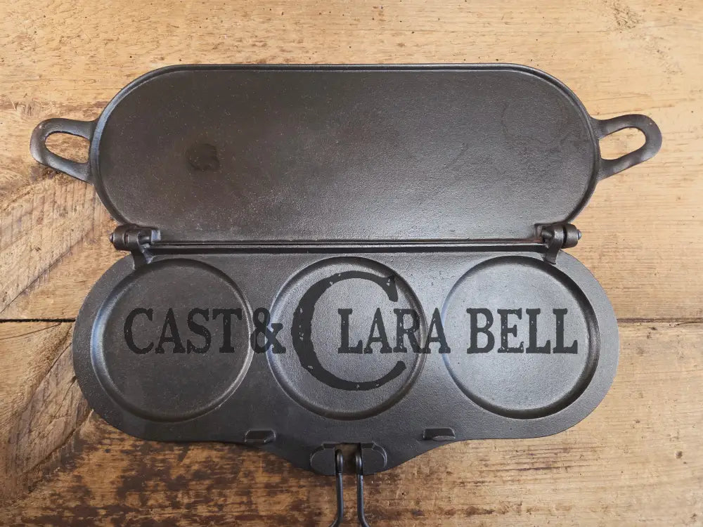 Hot Item!! Late 1800’s Fully Marked Highland Foundry Co pancake flop griddle. Very unique gift idea and new family